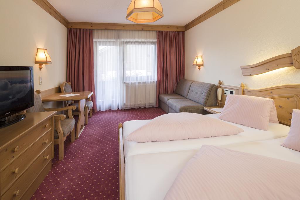 Hotel Jenbacherhof B&B Habitación foto